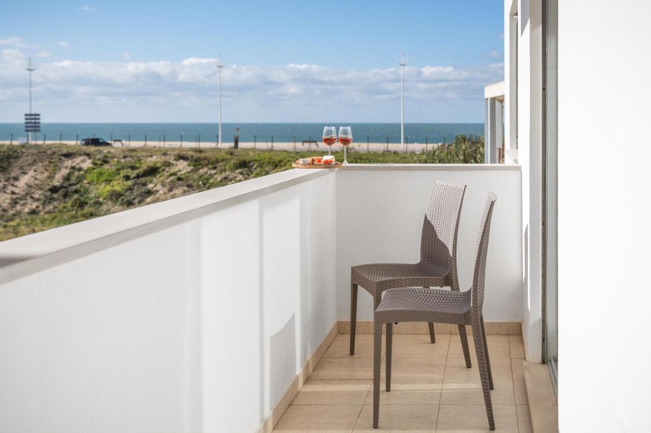 Ocean Getaway - Private Parking And Sea View Apartment Nazare Luaran gambar
